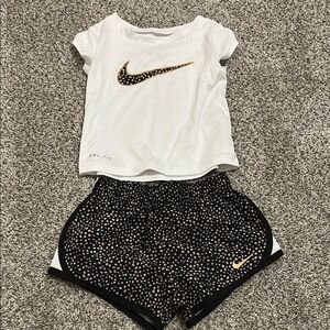 Nike White and Black Dri-Fit Active Set size 12 months